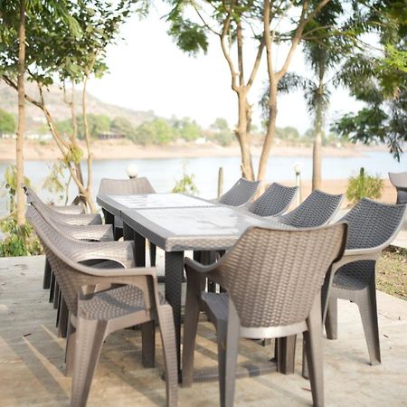 Samadhan Resort And Boating Пюн Екстериор снимка