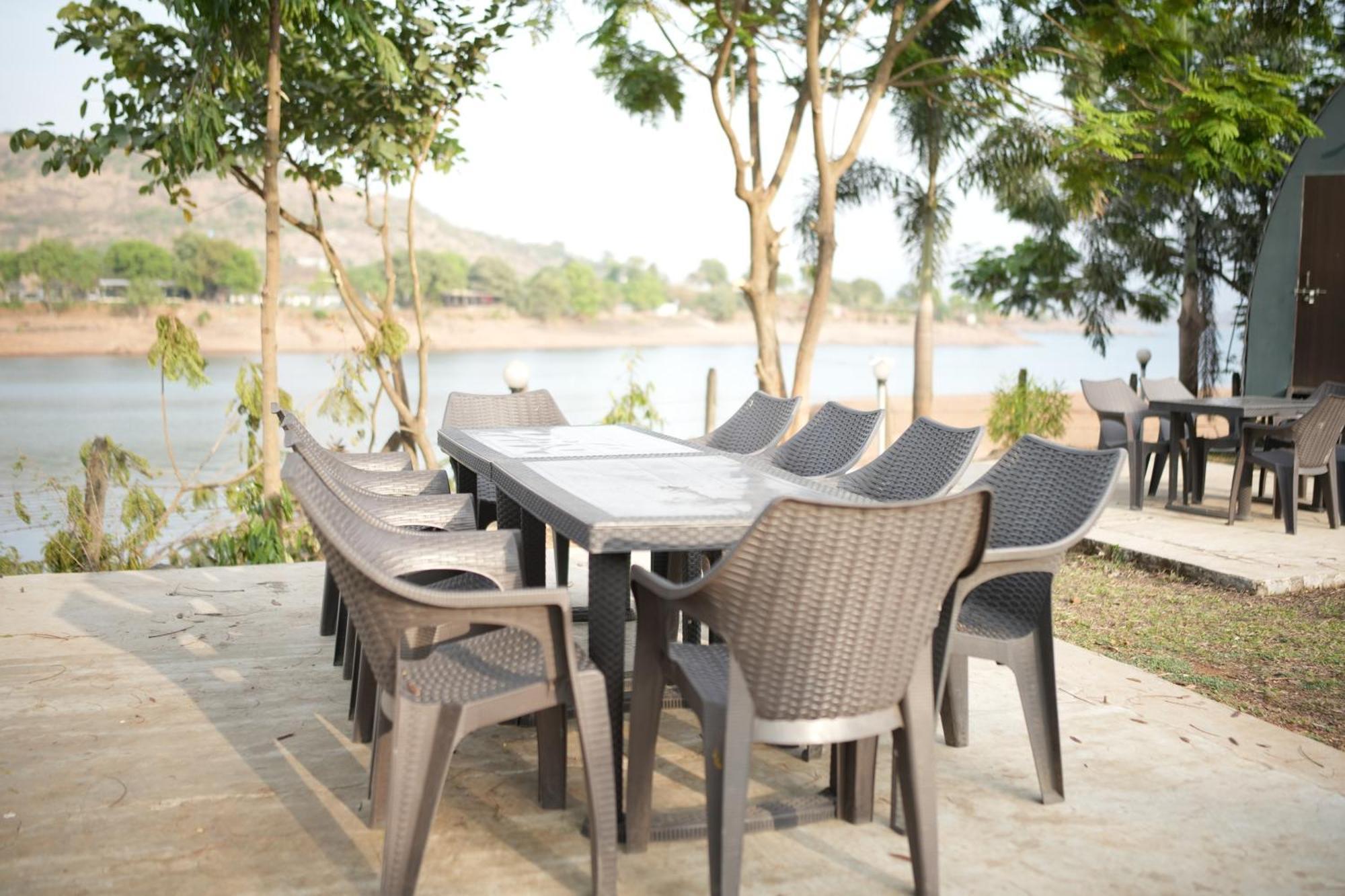Samadhan Resort And Boating Пюн Екстериор снимка