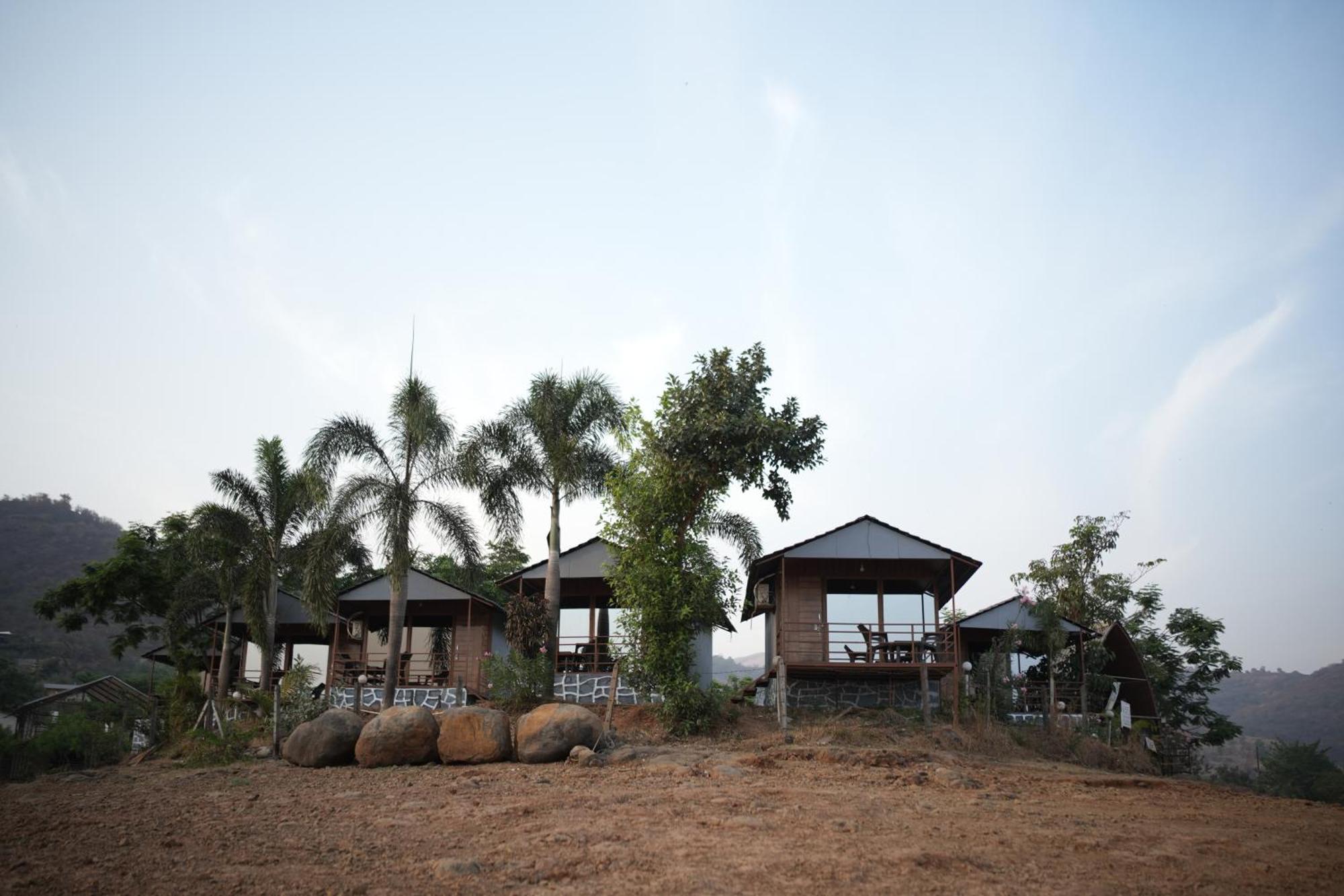 Samadhan Resort And Boating Пюн Екстериор снимка