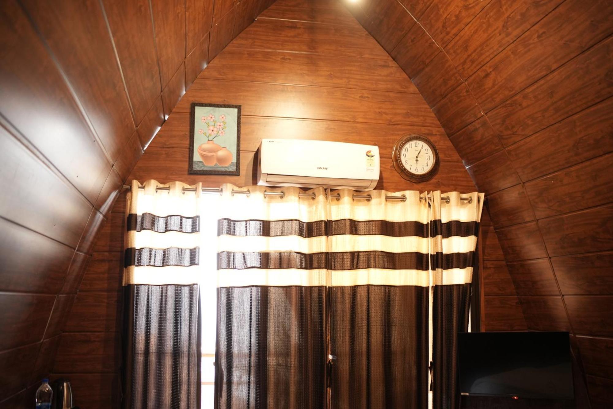 Samadhan Resort And Boating Пюн Екстериор снимка