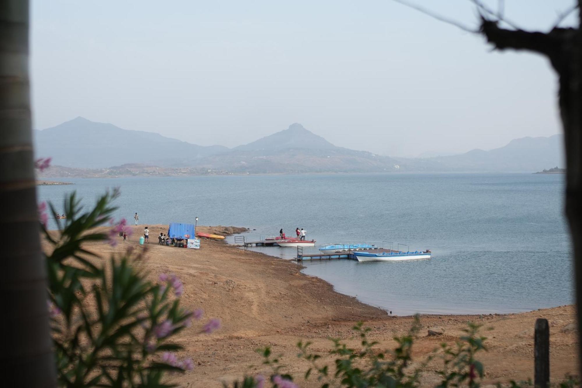 Samadhan Resort And Boating Пюн Екстериор снимка